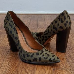 Carrano Textured Leopard Print Heels / Pump